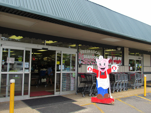 Grocery Store «Piggly Wiggly Hilton Head», reviews and photos, 1 N Forest Beach Dr, Hilton Head Island, SC 29928, USA