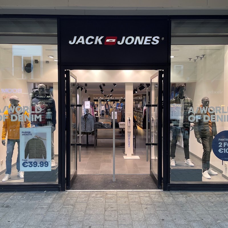 JACK & JONES