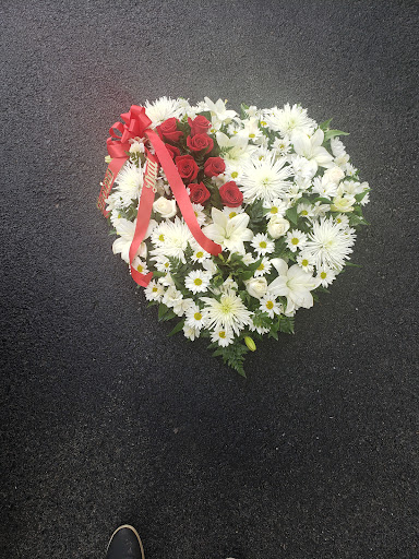 Florist «Morning Pond Flowers & Design», reviews and photos, 899 Blooming Grove Turnpike, Vails Gate, NY 12584, USA