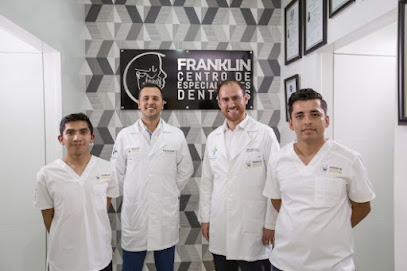 Dr. Ramiro Franklin Bernal Faro, Cirujano maxilofacial