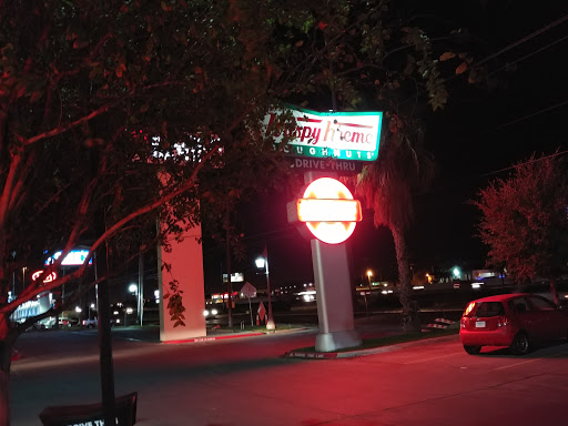 Bakery «Krispy Kreme Doughnuts», reviews and photos, 6627 San Dario Ave, Laredo, TX 78041, USA