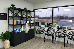 MOSS Salon & Spa (BEAUTY FROM FARM TO CHAIR) image