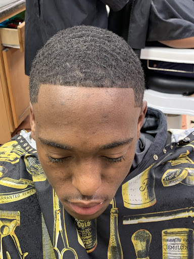 Barber Shop «Phase One Barber Shop», reviews and photos, 160 N Washington Ave, Battle Creek, MI 49037, USA