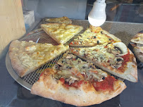 Plats et boissons du Pizzas à emporter Camion Pizza chez Papa à Marseille - n°12