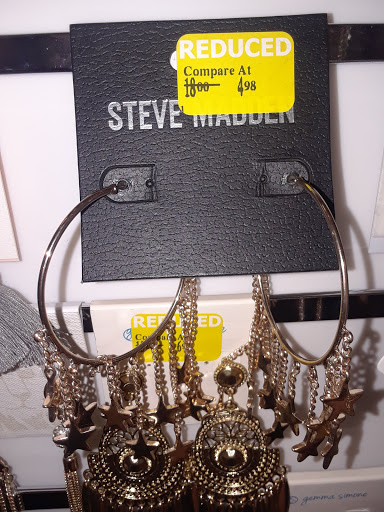 Shopping Mall «The Shoppes at Buckland Hills», reviews and photos, 194 Buckland Hills Dr, Manchester, CT 06042, USA