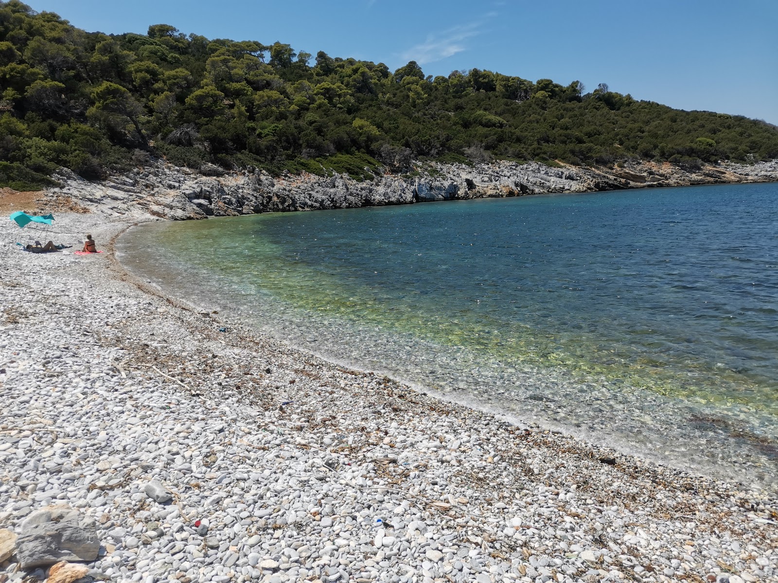 Foto von Paralia Atsitsa mit braune kiesel Oberfläche