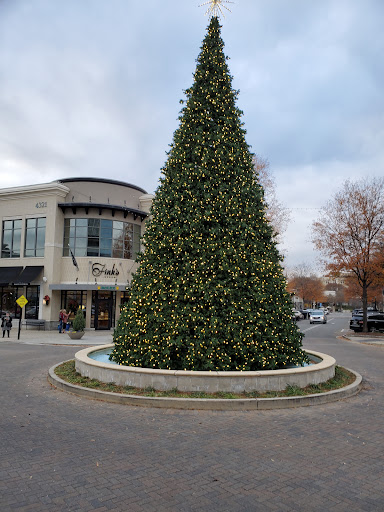 Shopping Mall «North Hills», reviews and photos, 4321 Lassiter at North Hills Ave, Raleigh, NC 27609, USA