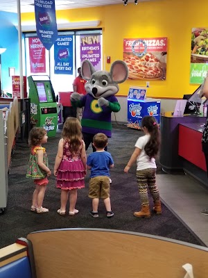 Chuck E. Cheese - photo 50