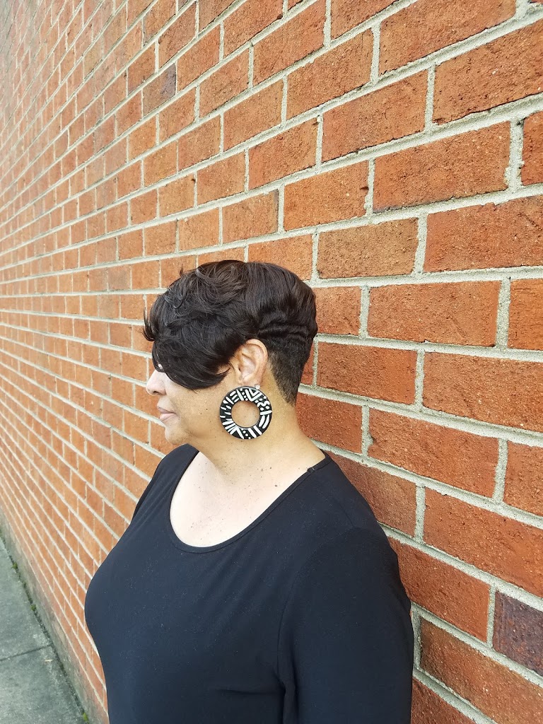 Hair by Mona 23005