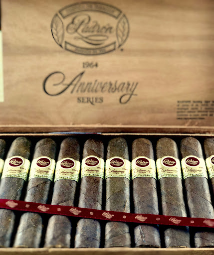 Vaporizer Store «UP IN SMOKE Vapes & Tobacco Shop», reviews and photos, 176 US-202 #114, Ringoes, NJ 08551, USA