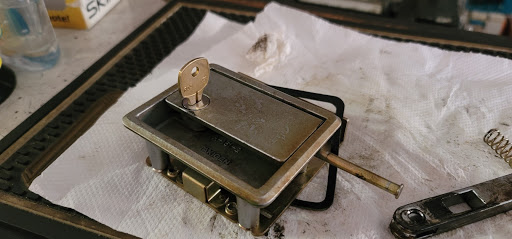 Locksmith «Morgan Locksmiths», reviews and photos, 1825 W 103rd St, Chicago, IL 60643, USA