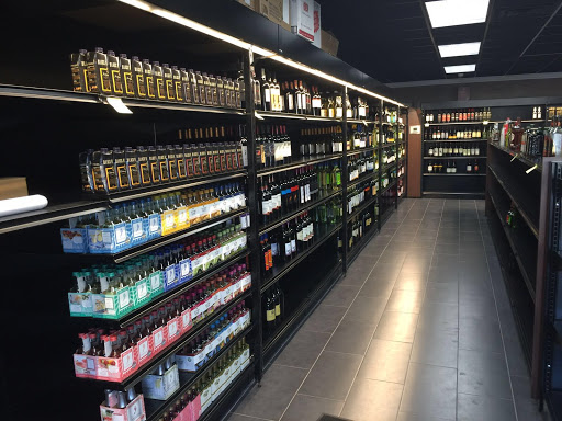 Liquor Store «Enfield Liquor and Wine», reviews and photos, 920 Enfield St, Enfield, CT 06082, USA