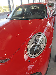 Photo n°13 de Centre Porsche Brest à Plougastel-Daoulas ()