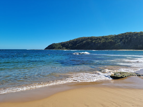 Bateau Bay Beach