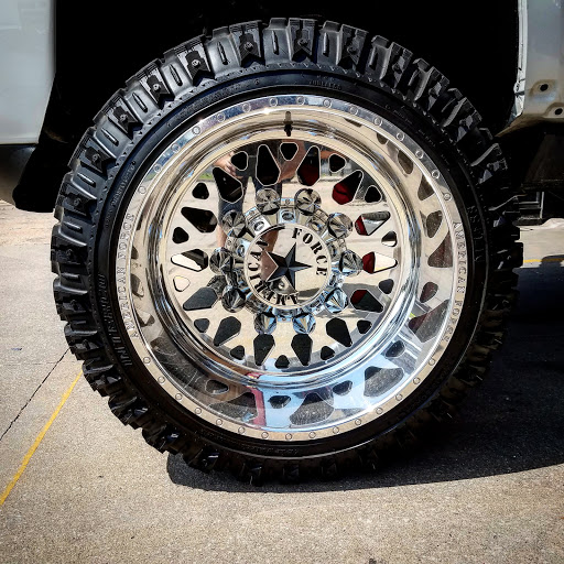 Tire Shop «The Tire Store Auto Care», reviews and photos, 1458 S Broadway St, Wichita, KS 67211, USA