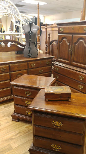 Thrift Store «Community Thrift Market», reviews and photos, 1211 N Monroe St, Tallahassee, FL 32303, USA