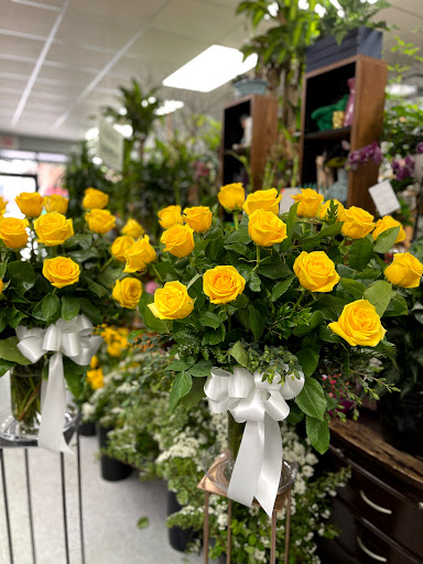 Florist «Rogers Park Florist», reviews and photos, 1415 W Morse Ave, Chicago, IL 60626, USA