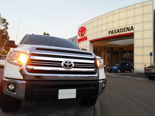 Toyota Dealer «Toyota Pasadena», reviews and photos, 3600 E Foothill Blvd, Pasadena, CA 91107, USA
