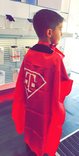 Cell Phone Store «T-Mobile», reviews and photos, 5670 Riverdale Ave, Bronx, NY 10471, USA