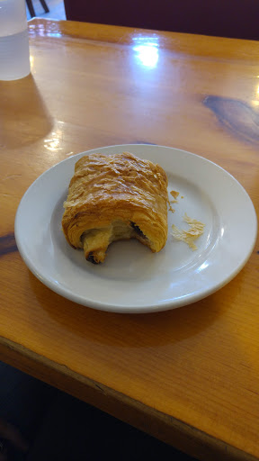 Breakfast Restaurant «Two Sisters Restaurant», reviews and photos, 27 Washington St, Gloucester, MA 01930, USA