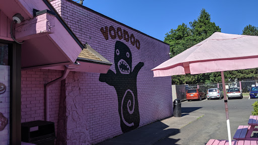 Donut Shop «Voodoo Doughnut Too», reviews and photos, 1501 NE Davis St, Portland, OR 97232, USA