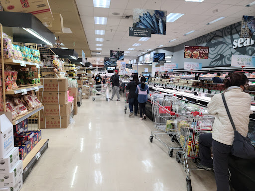 Korean Grocery Store «H Mart», reviews and photos, 3301 184th St SW, Lynnwood, WA 98037, USA