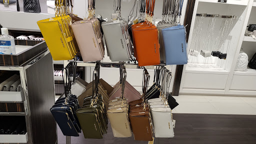 Outlet Mall «Tanger Outlet Howell», reviews and photos, 1475 N Burkhart Rd, Howell, MI 48855, USA