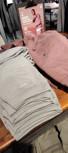 Movie Theater «AMC Altamonte Mall 18», reviews and photos, 433 E Altamonte Dr, Altamonte Springs, FL 32701, USA