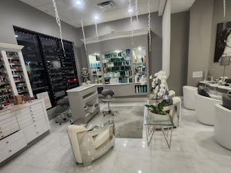 Hollywood Salon and Spa