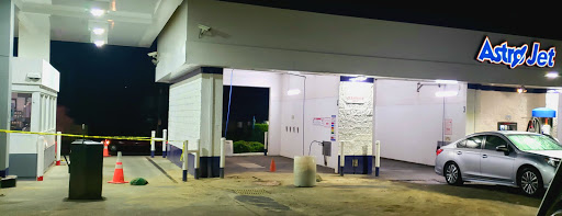 Self Service Car Wash «Astro Self Services Car Wash», reviews and photos, 3911 SE Powell Blvd, Portland, OR 97202, USA