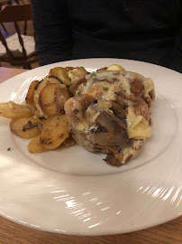 Sauce aux champignons du Restaurant de spécialités alsaciennes Restaurant Brasserie l'Auberge à Colmar - n°5