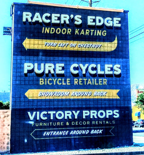 Bicycle Store «Pure Cycles», reviews and photos, 713 N Victory Blvd, Burbank, CA 91502, USA