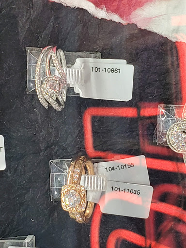 Jewelry Store «The Goldsmith», reviews and photos, 177 S Main St, Fond du Lac, WI 54935, USA