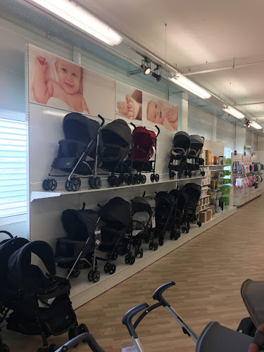 Rezensionen über BabyOne Lyssach - Die großen Babyfachmärkte in La Chaux-de-Fonds - Kinderbekleidungsgeschäft