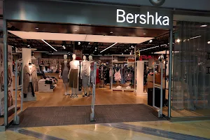 Bershka image