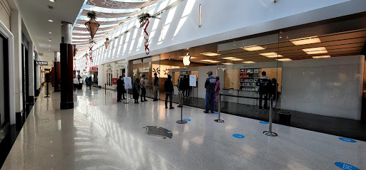 Computer Store «Apple Towson Town Center», reviews and photos, 825 Dulaney Valley Rd, Towson, MD 21204, USA