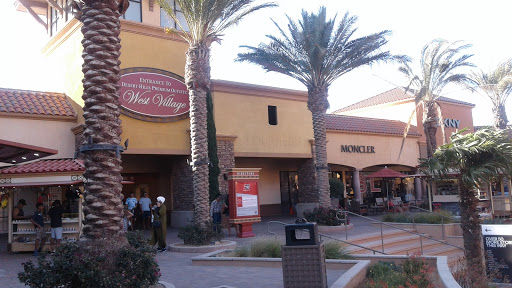 Shopping Mall «Desert Hills Premium Outlets», reviews and photos, 48400 Seminole Dr, Cabazon, CA 92230, USA