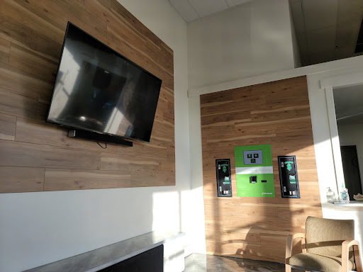 Dry Cleaner «OASIS/ DRY CLEANER & LAUNDROMAT», reviews and photos, 84 N Grant Ave, American Fork, UT 84003, USA