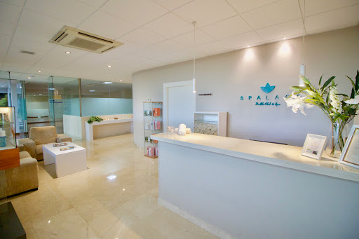Clínica Veterinaria Poveda en Roquetas de Mar