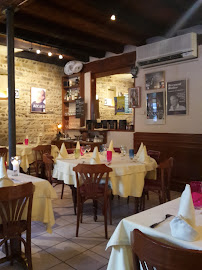 Atmosphère du Restaurant gastronomique Restaurant La Table d'Arthur à Bourg-en-Bresse - n°6