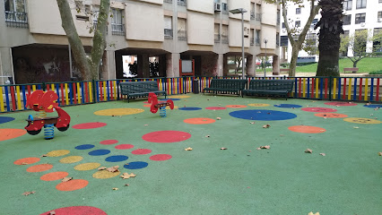 Parque Infantil da Rua Julieta Ferrão