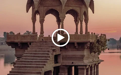 OYO Flagship Delhi Empire image
