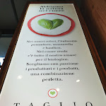 Photo n°2 de l'avis de Mihai.U fait le 04/04/2022 à 18:16 sur le  Taglio IV Marzo - La Pizza Per Fetta à Turin