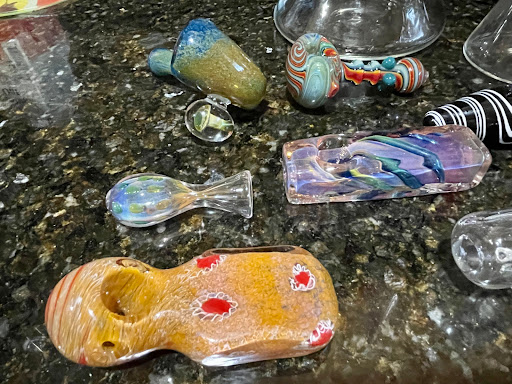 Tobacco Shop «Whole Leaf Tobacco», reviews and photos, 4945 N Milwaukee Ave, Chicago, IL 60630, USA