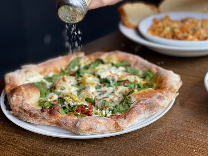 #3 best pizza place in Lynnwood - Elemental Pizza