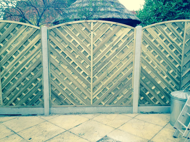 Colne Valley Fencing Ltd - Colchester