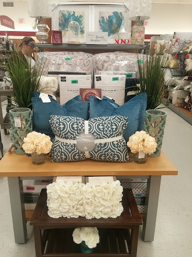 Department Store «T.J. Maxx», reviews and photos, 331 New Jersey 18, East Brunswick, NJ 08816, USA