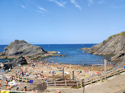 Photo de Plage d'Aritzatxu avec petite baie