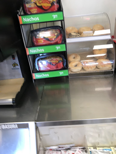 Convenience Store «7-Eleven», reviews and photos, 975 Rollins Rd, Burlingame, CA 94010, USA