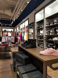 Photo n°13 de Tommy Hilfiger Outlet à Talange ()